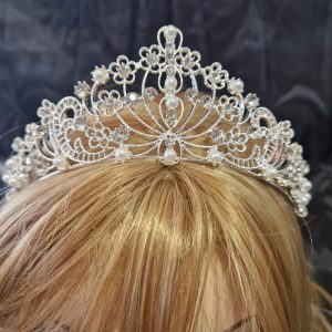 Tiara F88